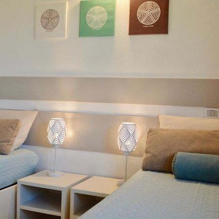 Case Sul Mare Residenze Di Bes Chia Dış mekan fotoğraf