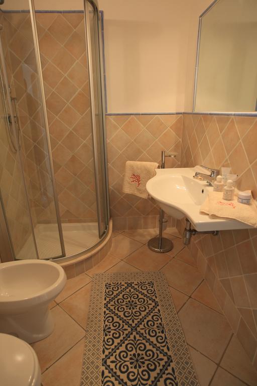 Case Sul Mare Residenze Di Bes Chia Dış mekan fotoğraf