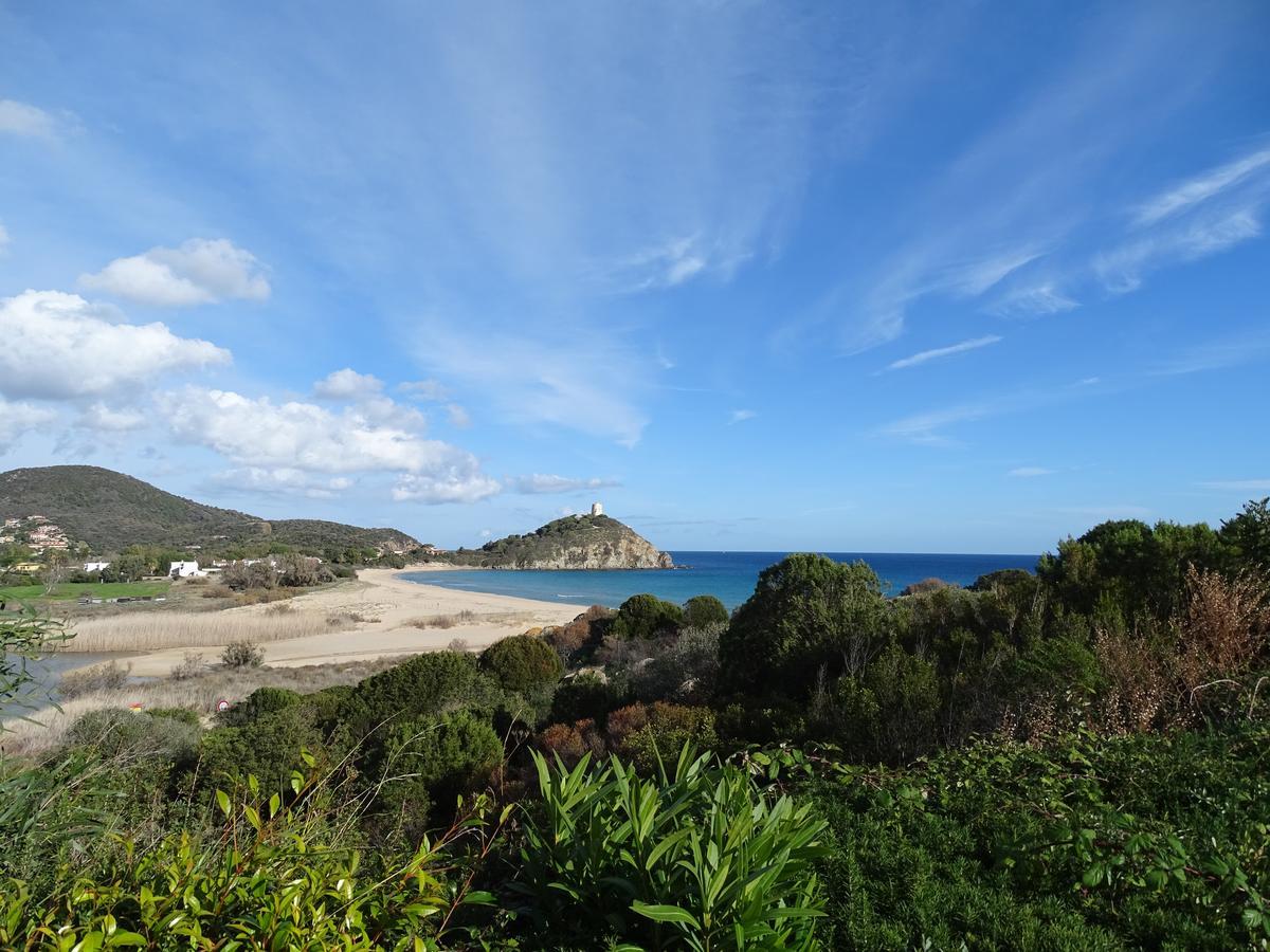 Case Sul Mare Residenze Di Bes Chia Dış mekan fotoğraf